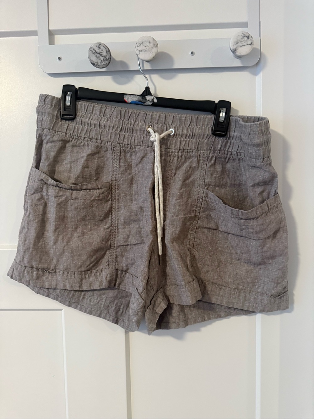 Athlelta Women’s Casual Drawstring Linen-Blend Shorts - Gray size 12